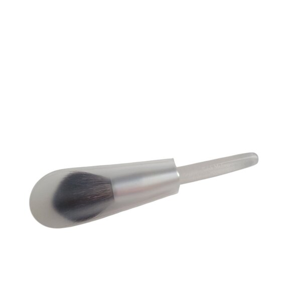Trish McEvoy Other - Trish McEvoy #48 Sculpt & Blend Travel Sized Cosmetic Brush 4.5" New w Cover